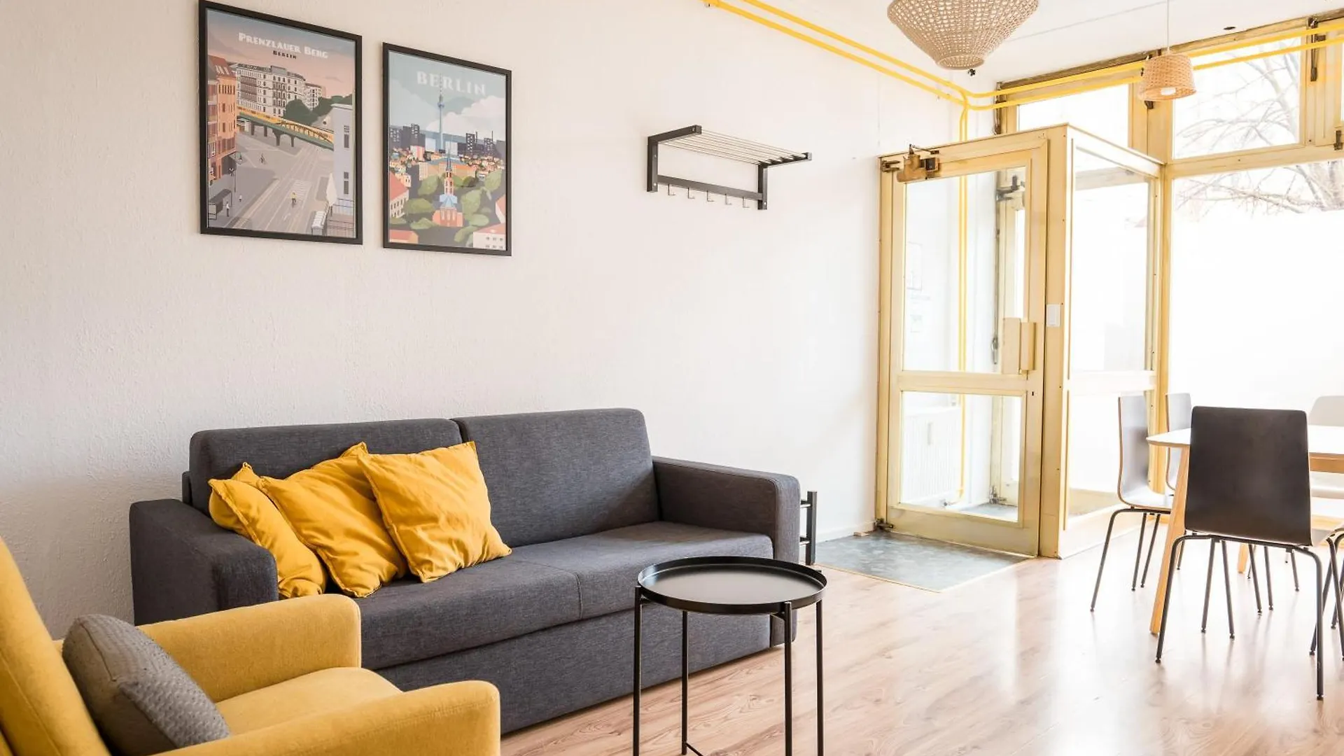 2 Bedroom Apartment In Convinient Location Βερολίνο Γερμανία